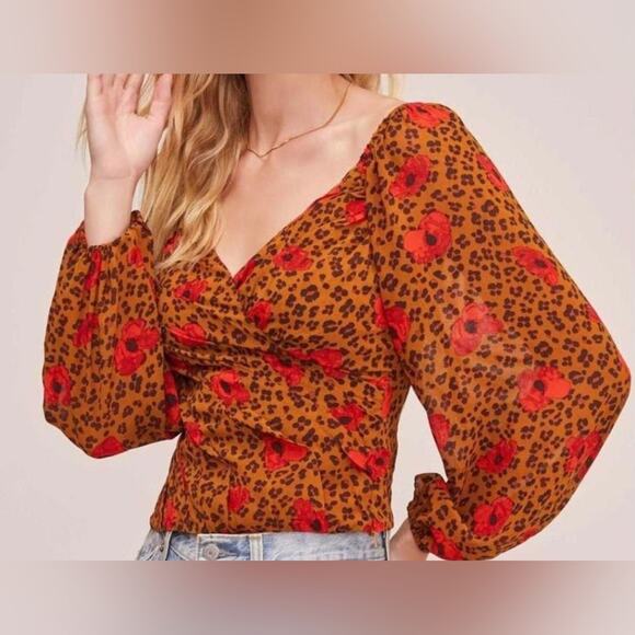 Astr Tops - ASTR the Label Floral Leopard Print Puff Sleeve Cropped Shirred Blouse Small